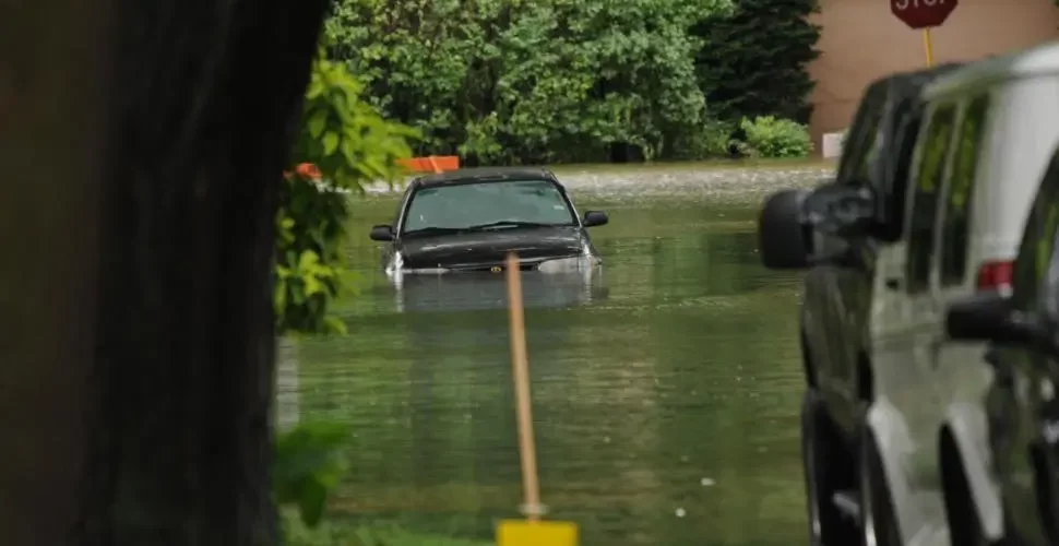 Does flood insurance cover cars in Arkansas?