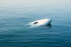 a boat insurance for boat sinking in the water